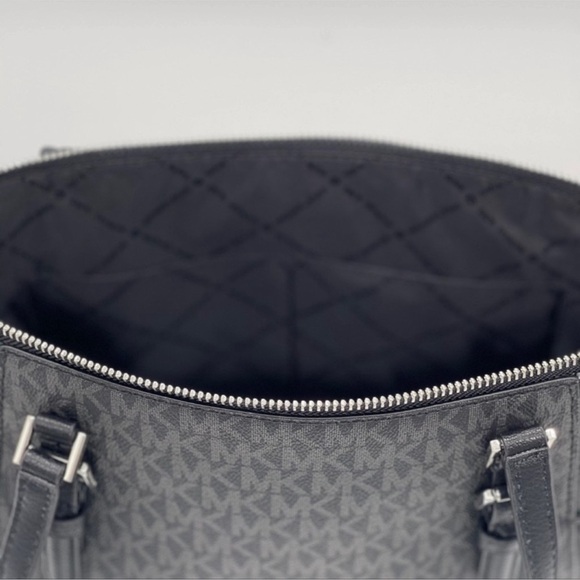 Michael Kors Charlotte Bag & Double Zip Wallet Black - Picture 9 of 10